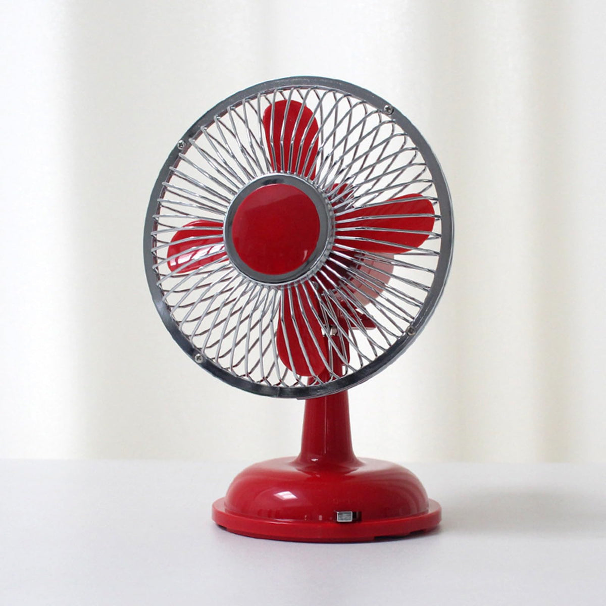 2-Speed Oscillating Desk Fan L8779